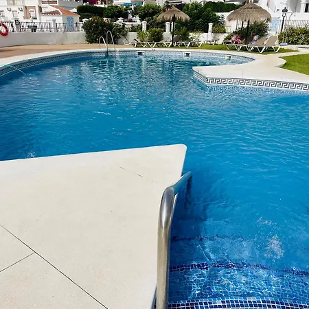 Adosado Tropicana En Daire Nerja