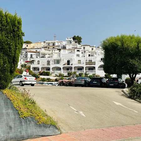 Adosado Tropicana En Daire Nerja