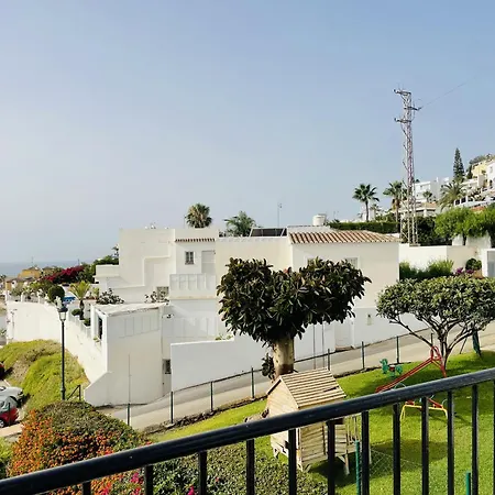 Daire Adosado Tropicana En Nerja